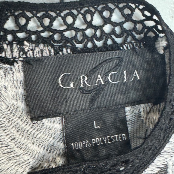 Gracia Black & White Floral Embroidered Long Sleeve Mesh Peplum Top L - Picture 11 of 16